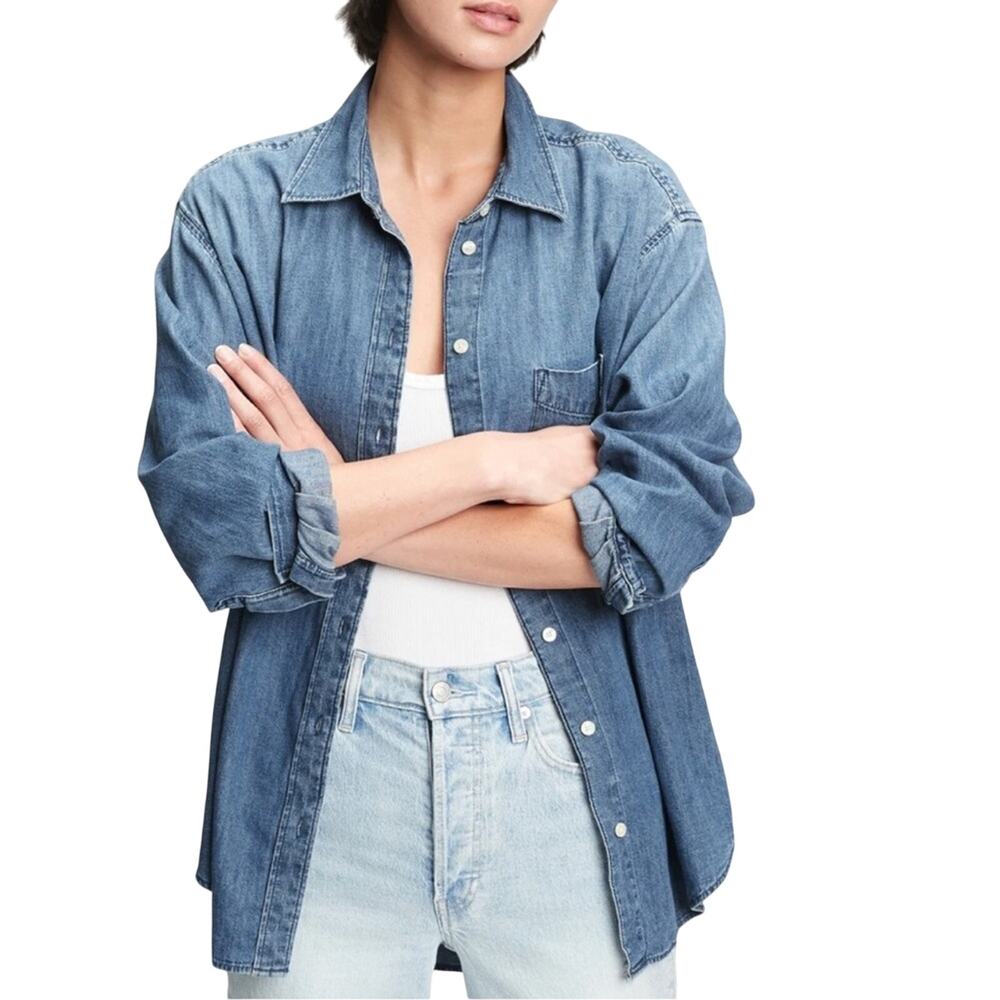 GAP Linen Blend Blue Chambray Relaxed Fit Button Down Shirt Size Medium